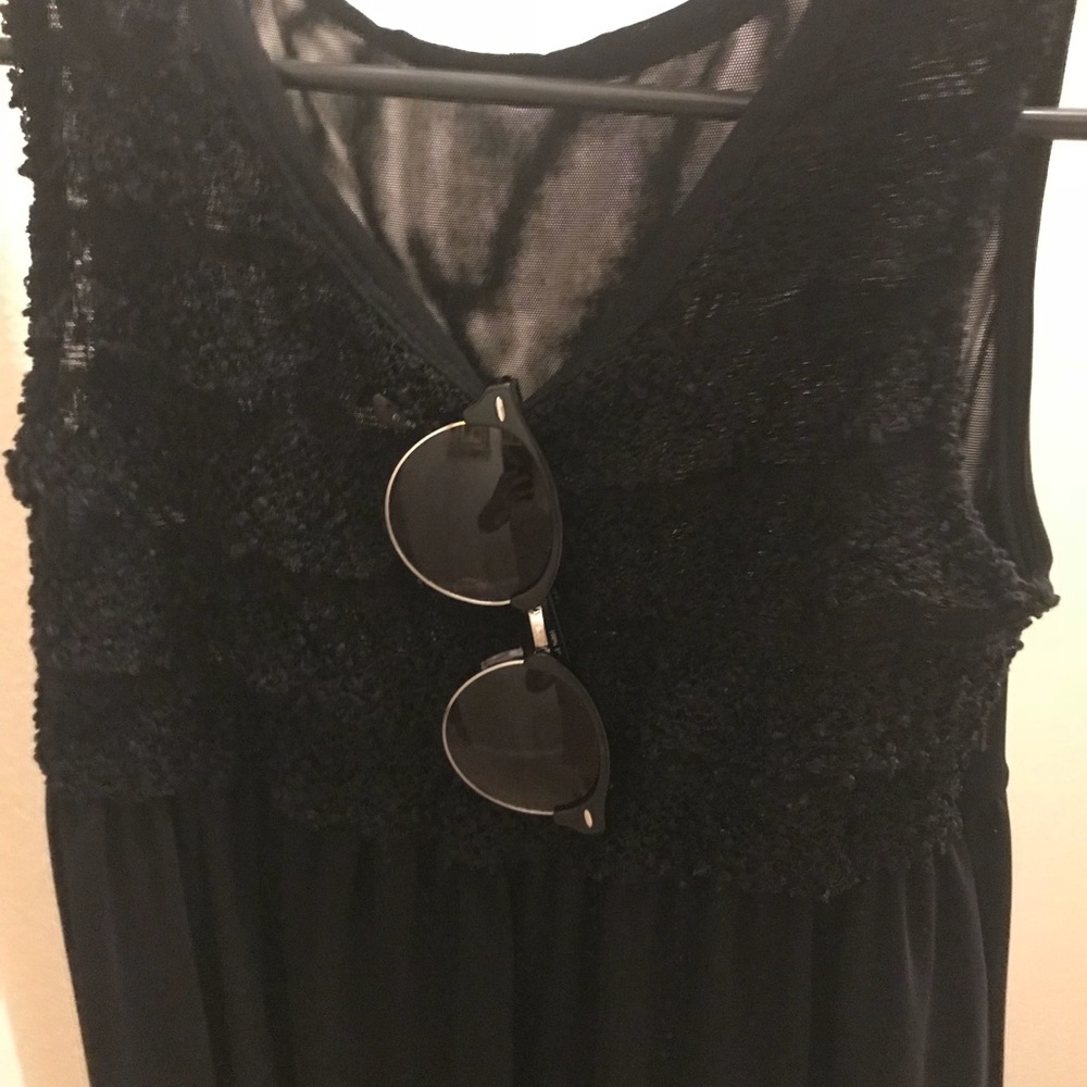 Top - Picture 6 of 6